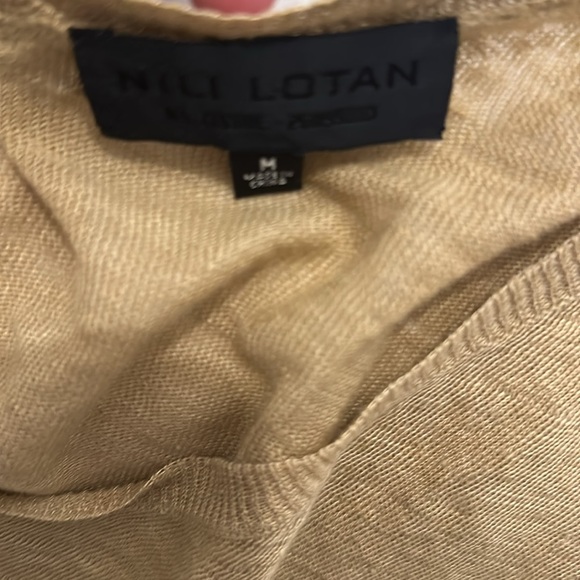 NILI LOTAN linen sweater size M.